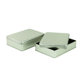 Konfektdosen: rechteckige,  Stülpdeckeldose aus Weißblech. Metallverpackung