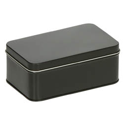 Salzdosen: kleine, rechteckige Stülpdeckeldose, schwarz, aus elektrolytischem Weißblech.