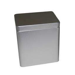 Mehldosen: Metallverpackung - rechteckige Stülpdeckeldose aus Weißblech.