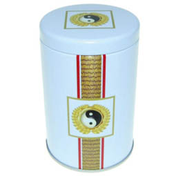Wattestäbchendosen: Dose Yin Yang, für Tee; kleinere, runde Stülpdeckeldose, weiß, bedruckt, dia. 60/102 mm, aus Weißblech.